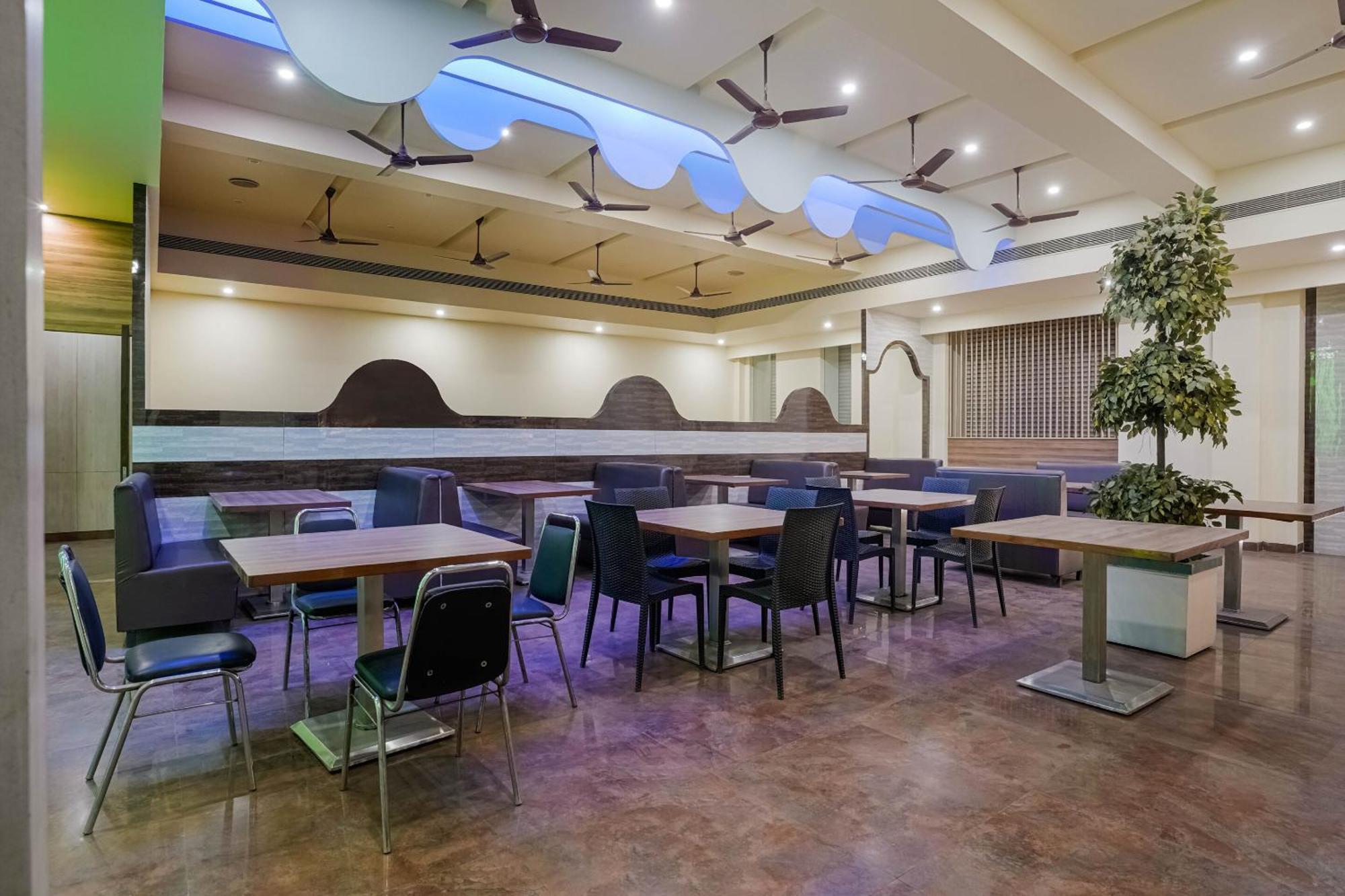 Hotel Tela Near Igi Airport Delhi 4*